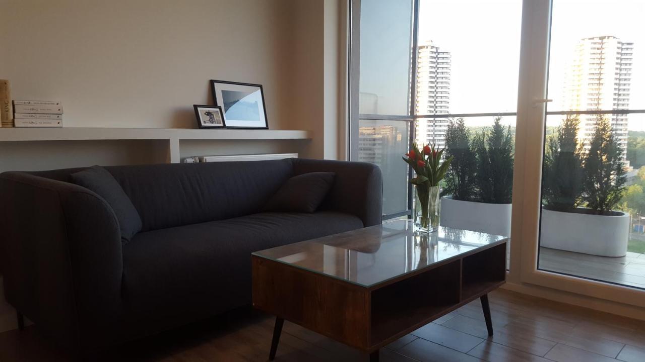 Apartament Wsrod 1000Cy Swiatel - Z Parkingiem W Hali Garazowej- Duzy Balkon Z Lezakami - Piekny Widok Noca Na Panorame Tysiaclecia Катовіце Екстер'єр фото