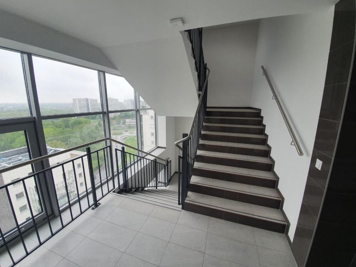 Apartament Wsrod 1000Cy Swiatel - Z Parkingiem W Hali Garazowej- Duzy Balkon Z Lezakami - Piekny Widok Noca Na Panorame Tysiaclecia Катовіце Екстер'єр фото