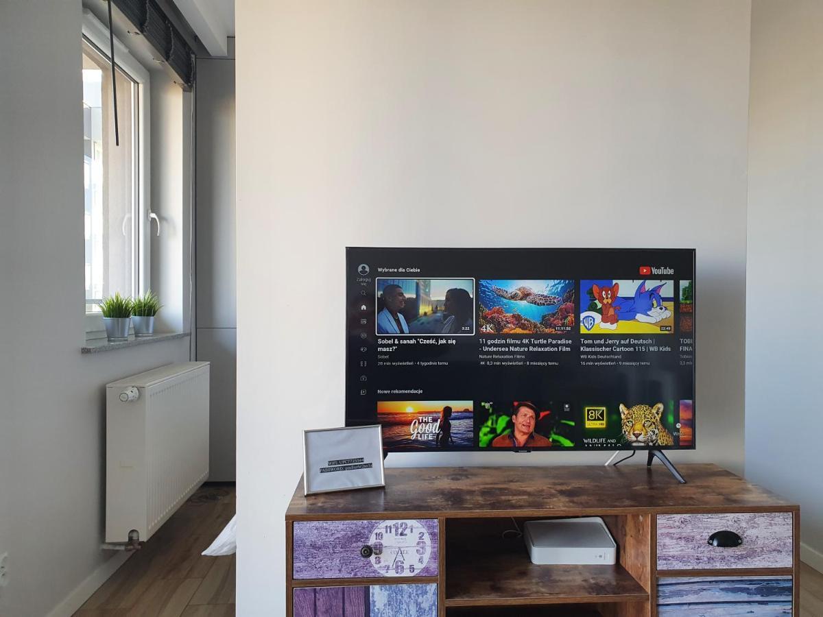 Apartament Wsrod 1000Cy Swiatel - Z Parkingiem W Hali Garazowej- Duzy Balkon Z Lezakami - Piekny Widok Noca Na Panorame Tysiaclecia Катовіце Екстер'єр фото