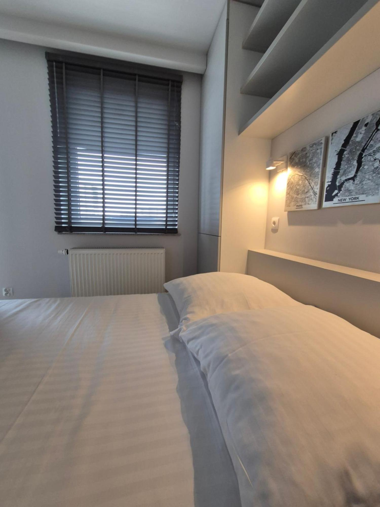 Apartament Wsrod 1000Cy Swiatel - Z Parkingiem W Hali Garazowej- Duzy Balkon Z Lezakami - Piekny Widok Noca Na Panorame Tysiaclecia Катовіце Екстер'єр фото